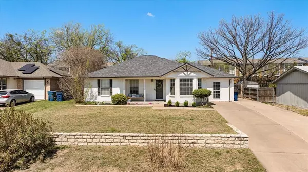 Granbury, TX 76048,1709 W Doyle Street