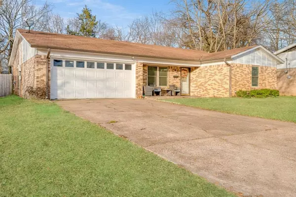 Paris, TX 75460,1865 Jackson Street