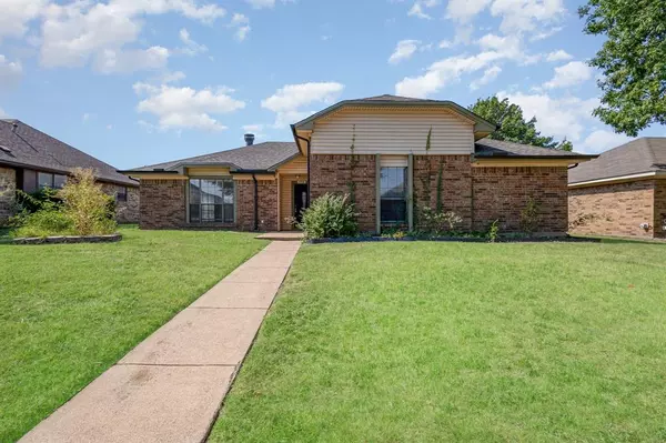 1304 Petunia Drive, Allen, TX 75002