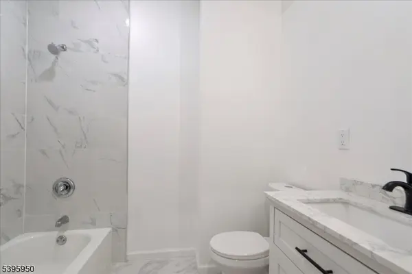 813 S 12Th St, Newark City, NJ 07108