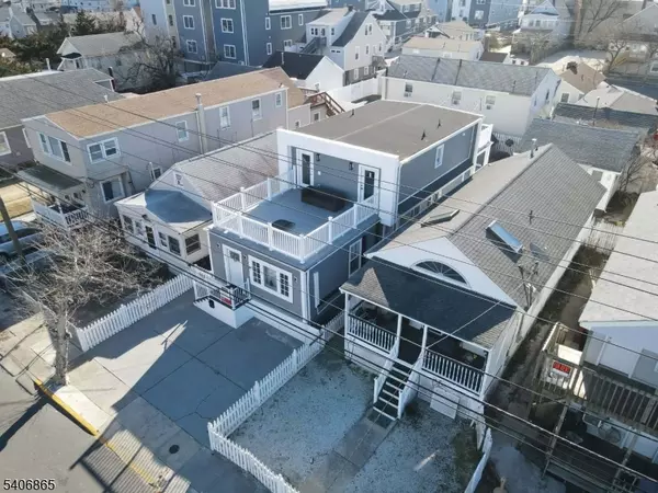 Seaside Heights Boro, NJ 08751,227 Grant Ave