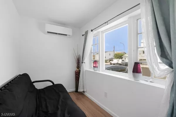 Seaside Heights Boro, NJ 08751,227 Grant Ave