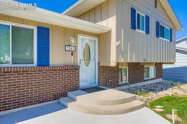 Colorado Springs, CO 80918,3243 Red Onion CIR