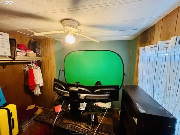 26801 NE 9TH ST #46, Camas, WA 98607