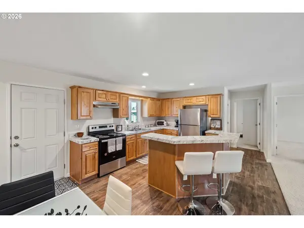 64274 SADDLER RD, Coos Bay, OR 97420