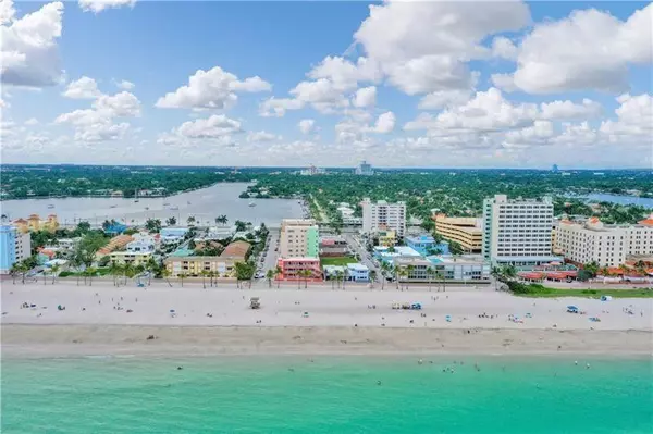 Hollywood, FL 33019,320 S Surf Rd #201