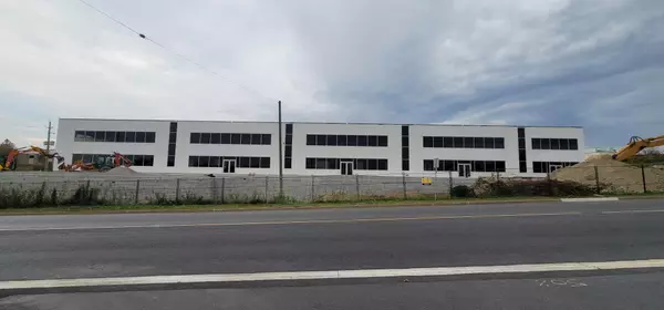 Aurora, ON L4G 7B2,2 Scanlon CT #2