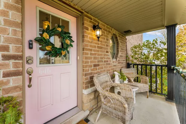 Georgina, ON L0E 1R0,7 Vita Stephanie CT