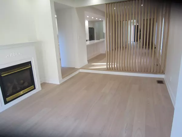 Vaughan, ON L4J 8Z1,72 Autumn Hill BLVD