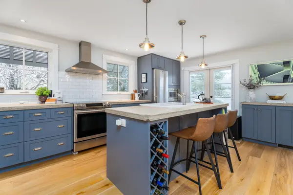 Caledon, ON L7K 0E6,17170 Old Main ST