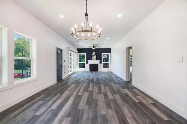 Paris, TX 75460,1100 Pine Bluff