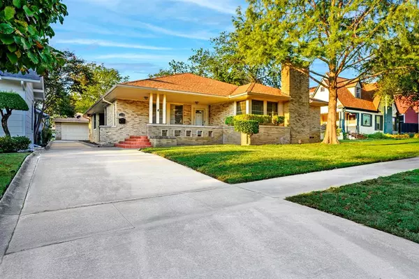 Denison, TX 75020,1114 W Walker Street