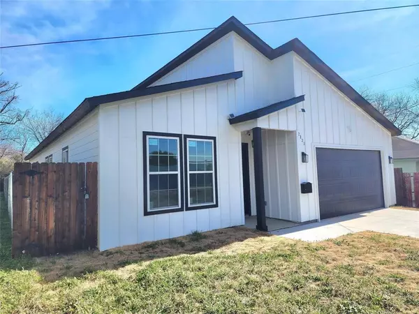 2121 S Edgewood Terrace, Fort Worth, TX 76105