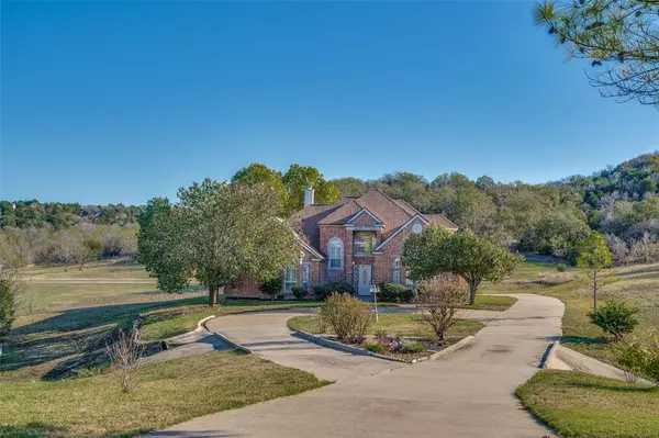 2436 Clear Creek Court, Cedar Hill, TX 75104