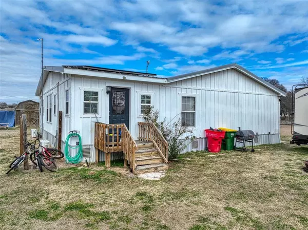 Blum, TX 76627,408 HCR 1414