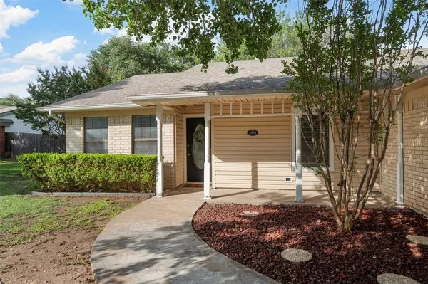 Hewitt, TX 76643,1010 December Drive