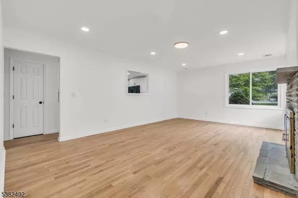 Vernon Twp., NJ 07462,55 Orchard Dr