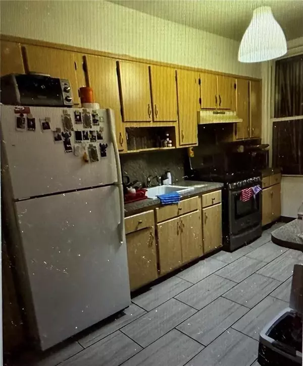 Brooklyn, NY 11237,373 Bleeker ST