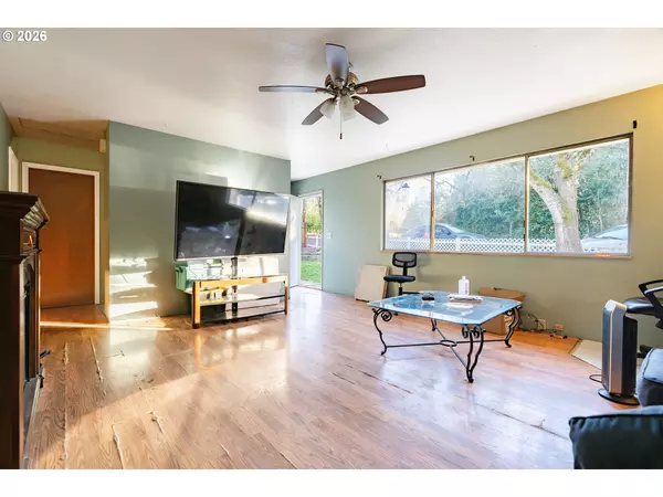 Portland, OR 97223,8225 SW CHESTNUT ST