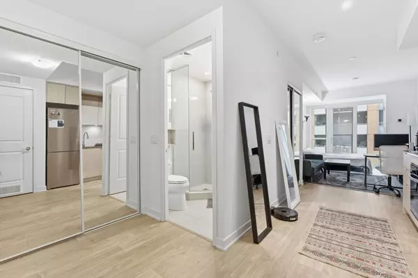 Toronto C08, ON M5B 0C7,100 Dalhousie ST #310