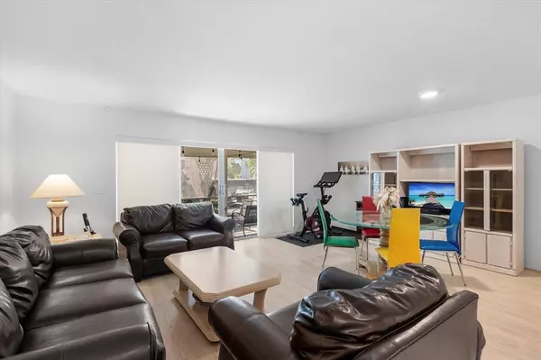 Hallandale Beach, FL 33009,1000 NE 14th Ave #211