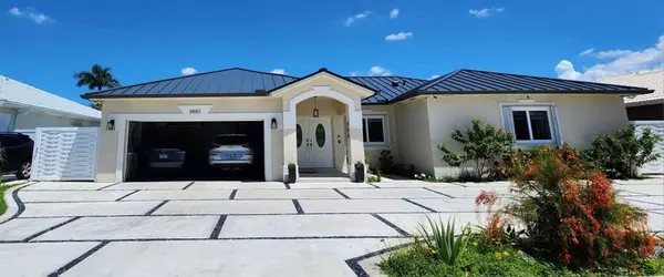 Hialeah, FL 33018,8885 NW 175th St