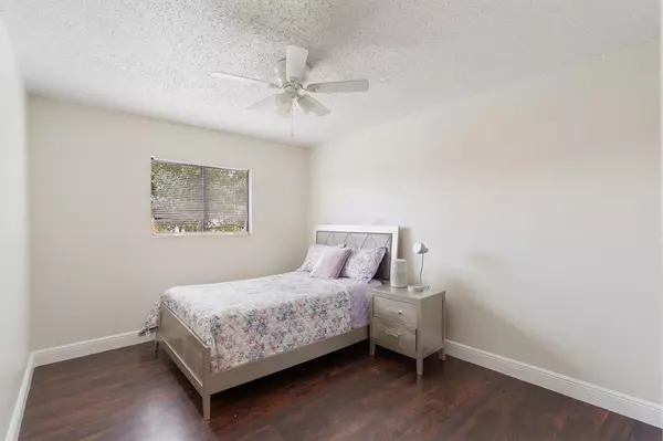 North Lauderdale, FL 33068,219 San Remo Blvd #219