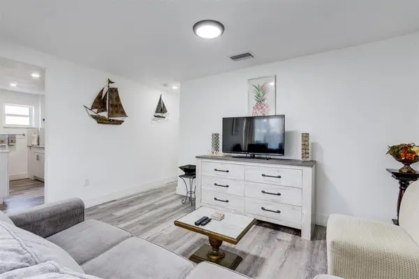 Fort Lauderdale, FL 33311,508 NW 8th Ave