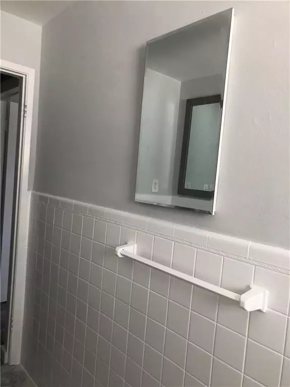 Fort Lauderdale, FL 33308,2050 NE 39th St #205