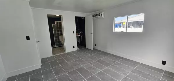 Pembroke Pines, FL 33029,21511 NW 3rd St