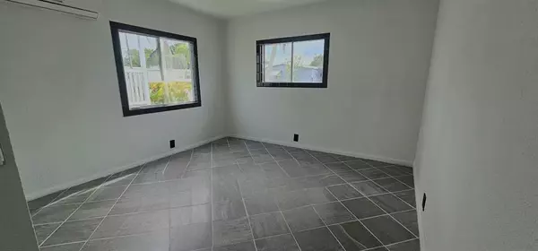 Pembroke Pines, FL 33029,21511 NW 3rd St