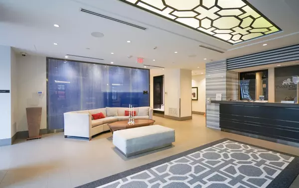 Toronto W01, ON M6S 0A2,2 Old Mill DR #303