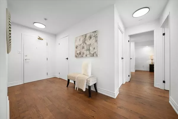 Toronto W10, ON M9V 5G9,5 Rowntree RD #903