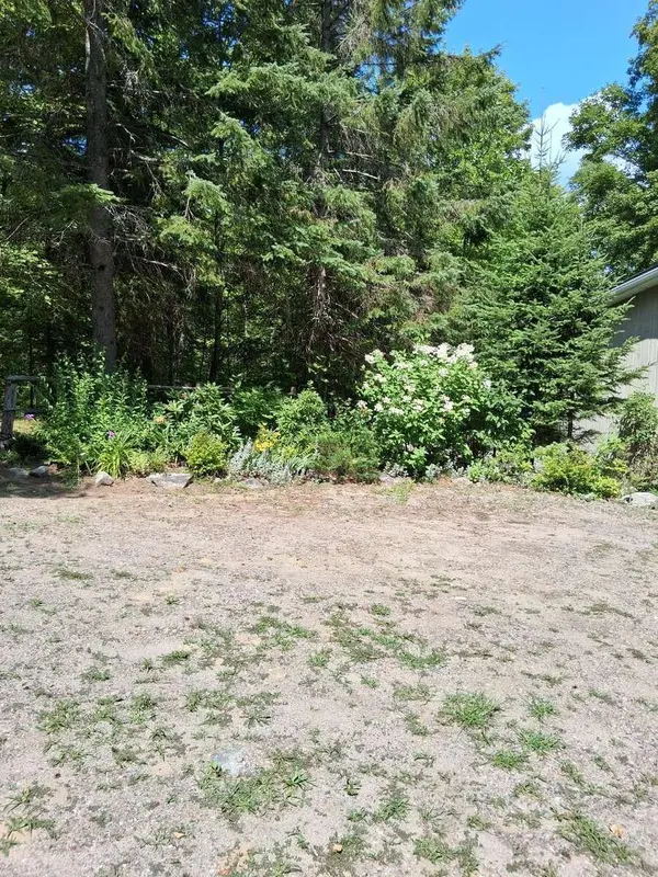 Magnetawan, ON P0A 1P0,175 Old Man's Lake LN