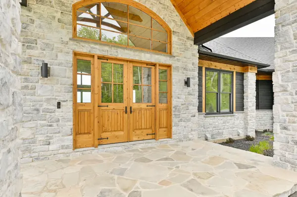 Centre Hastings, ON K0K 2K0,555 Mile Point LN