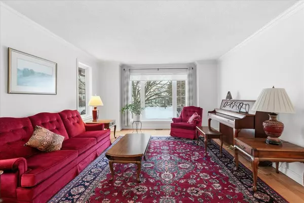 Prince Edward County, ON K0K 3L0,89 Westwind CRES