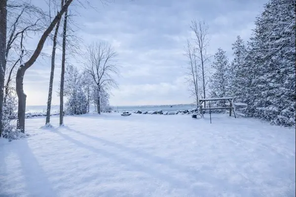 Blue Mountains, ON N0H 2P0,129 Sunset BLVD