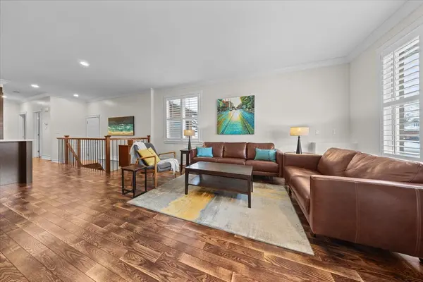 Barrhaven, ON K2J 5A3,41 Claridge DR