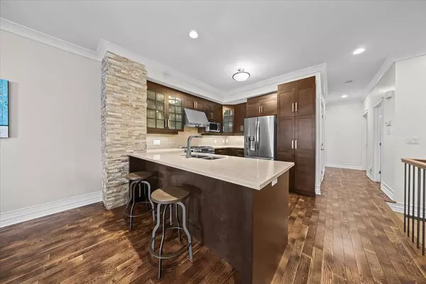 Barrhaven, ON K2J 5A3,41 Claridge DR