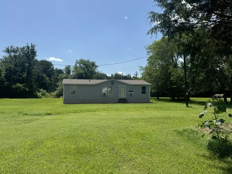 398 Avenue D, Point, TX 75472
