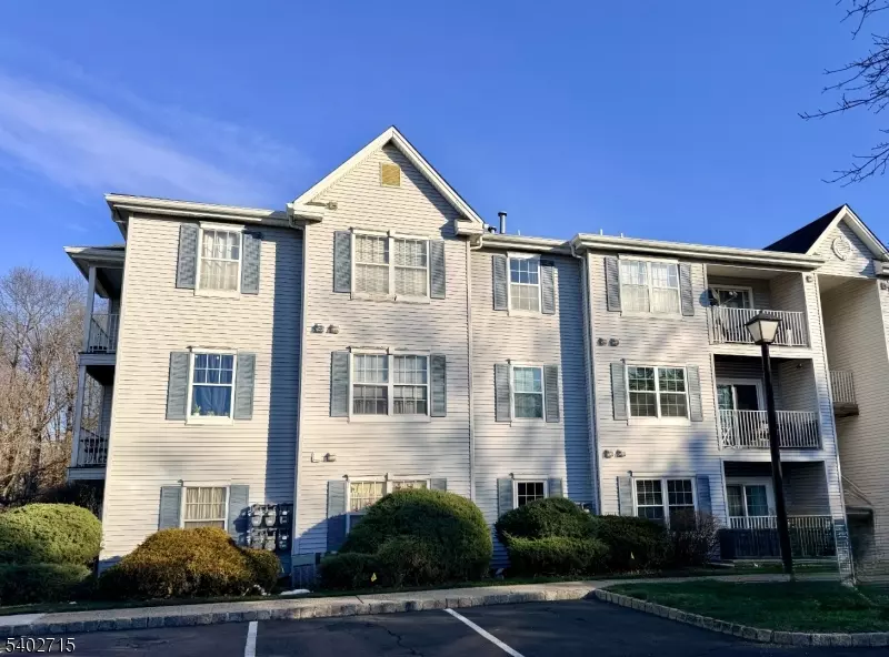 109 Stratford Place, Bridgewater Twp., NJ 08805