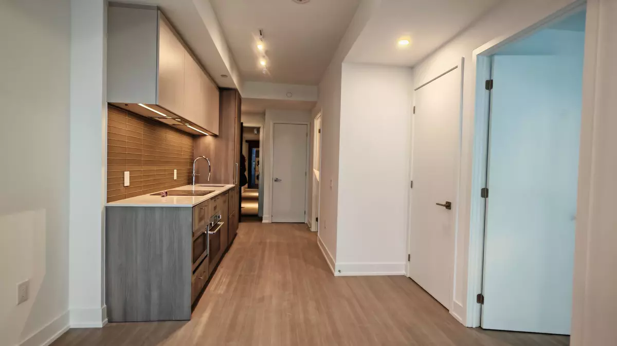 Toronto C14, ON M2N 0M4,36 Olive AVE #2006