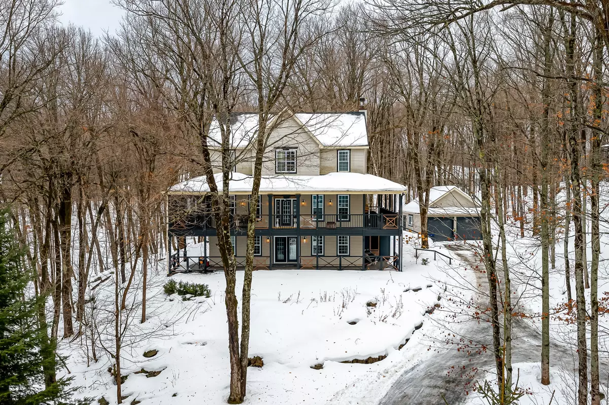 Huntsville, ON P1H 0A6,39 Deerfoot TRL