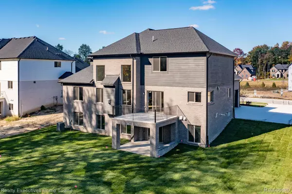 Shelby Twp, MI 48315,11948 Encore CT