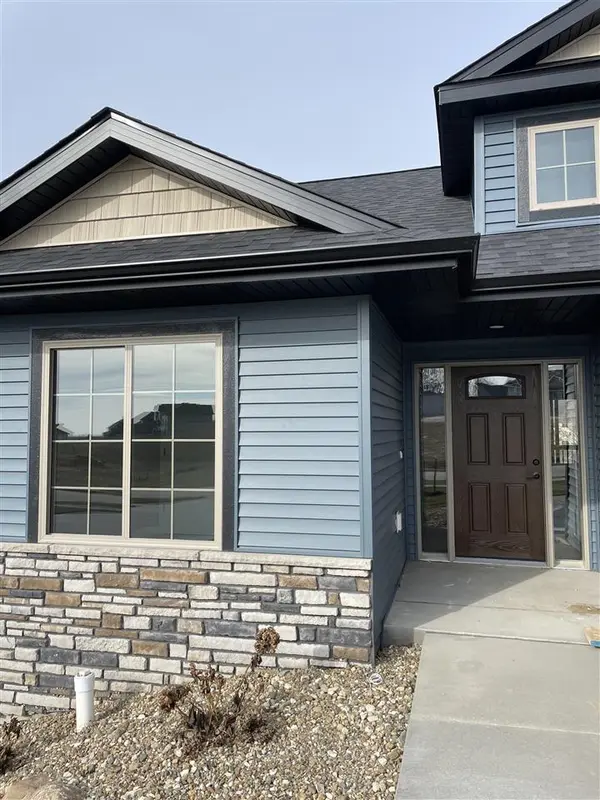 Iowa City, IA 52245,3976 Winnsboro Dr