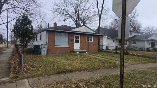 Hazel Park, MI 48030,1040 E Bernhard AVE