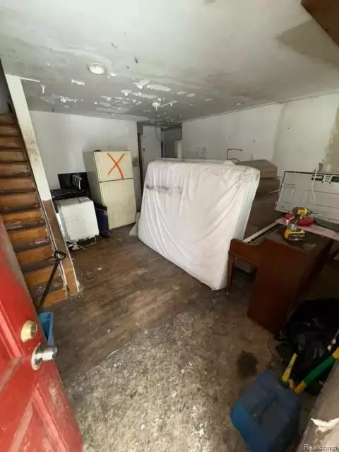 Flint, MI 48507,612 Clinton ST