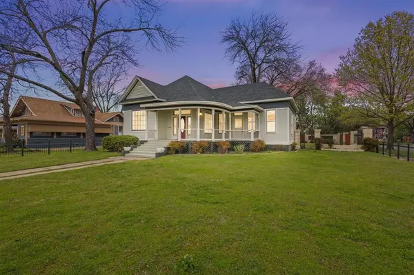 Denison, TX 75020,1001 W Morton Street