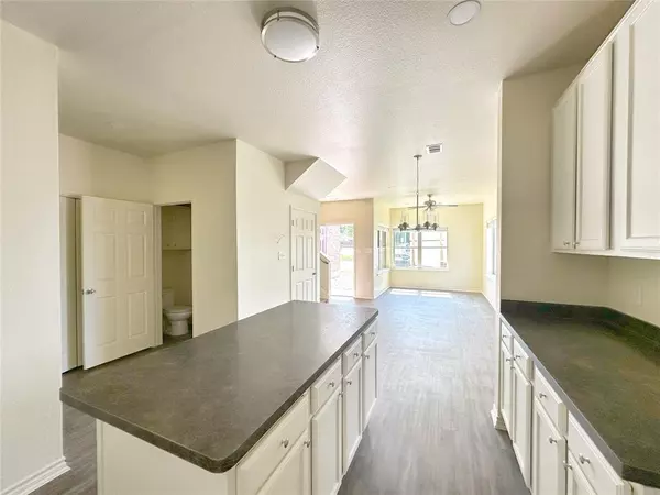 Fort Worth, TX 76110,1709 St Louis Avenue