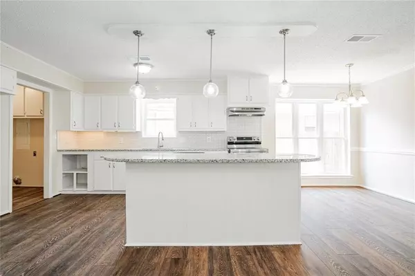 West Tawakoni, TX 75474,1632 E Crestway Drive